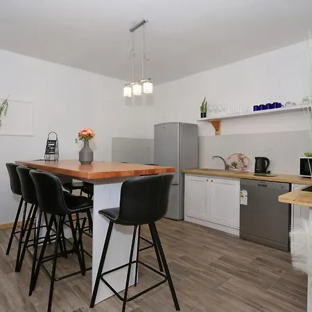 Fraj With Jacuzzi * Zara