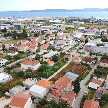 Fraj With Jacuzzi Appartement