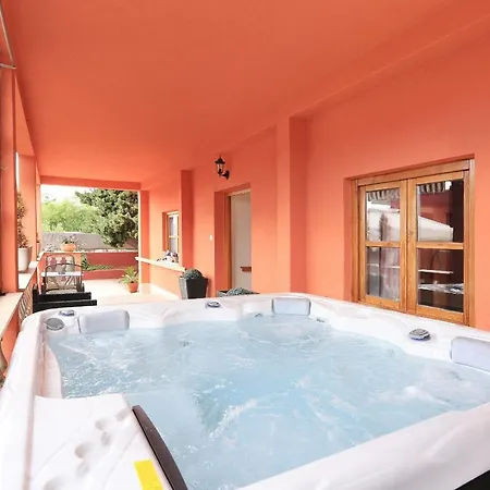 Appartement Fraj With Jacuzzi *