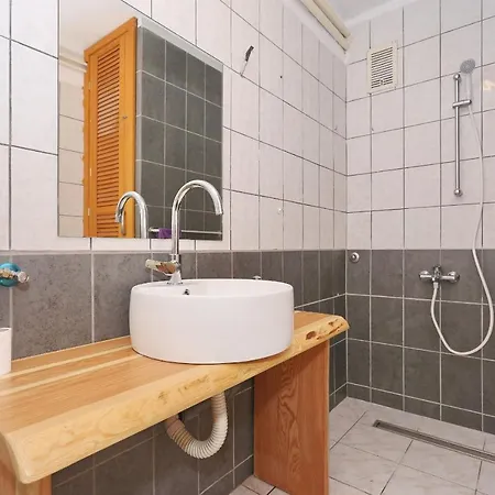 아파트 Fraj With Jacuzzi 자다르