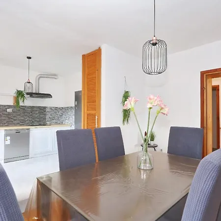 Appartement Fraj With Jacuzzi *