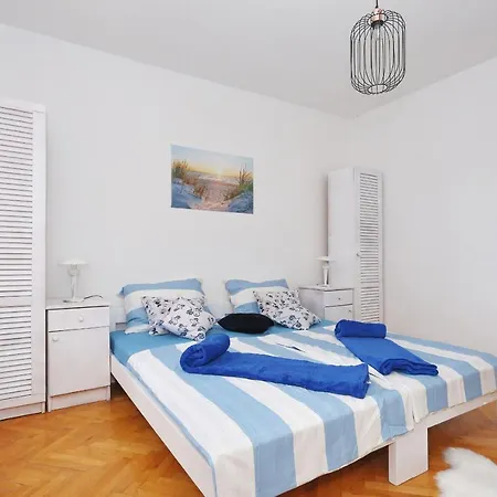 Fraj With Jacuzzi Appartement *