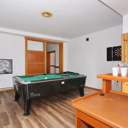 Fraj With Jacuzzi Apartamento *