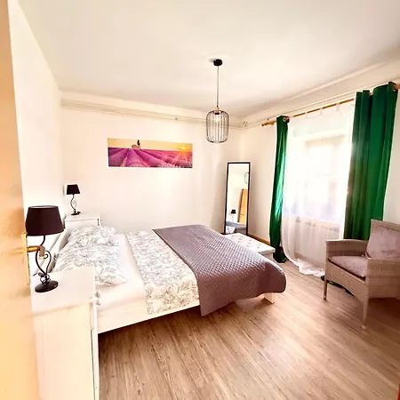 Apartment Fraj With Jacuzzi *