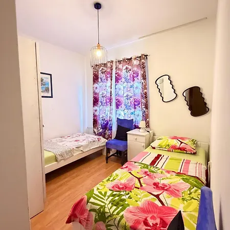 Fraj With Jacuzzi Apartment