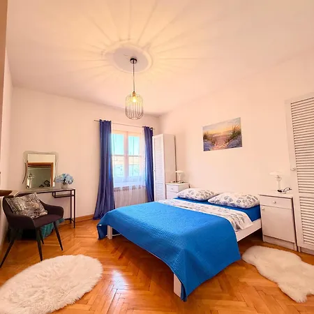 Apartment Fraj With Jacuzzi Zadar