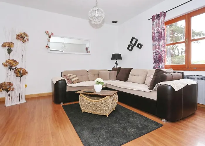 公寓 Fraj With Jacuzzi 扎达尔