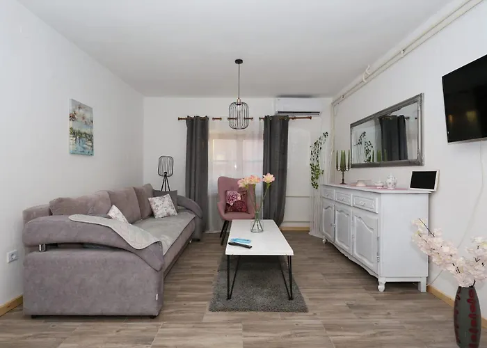 Fraj With Jacuzzi 公寓 *